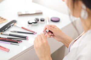 Najlepszy podkład do makijażu dla cery tłustej